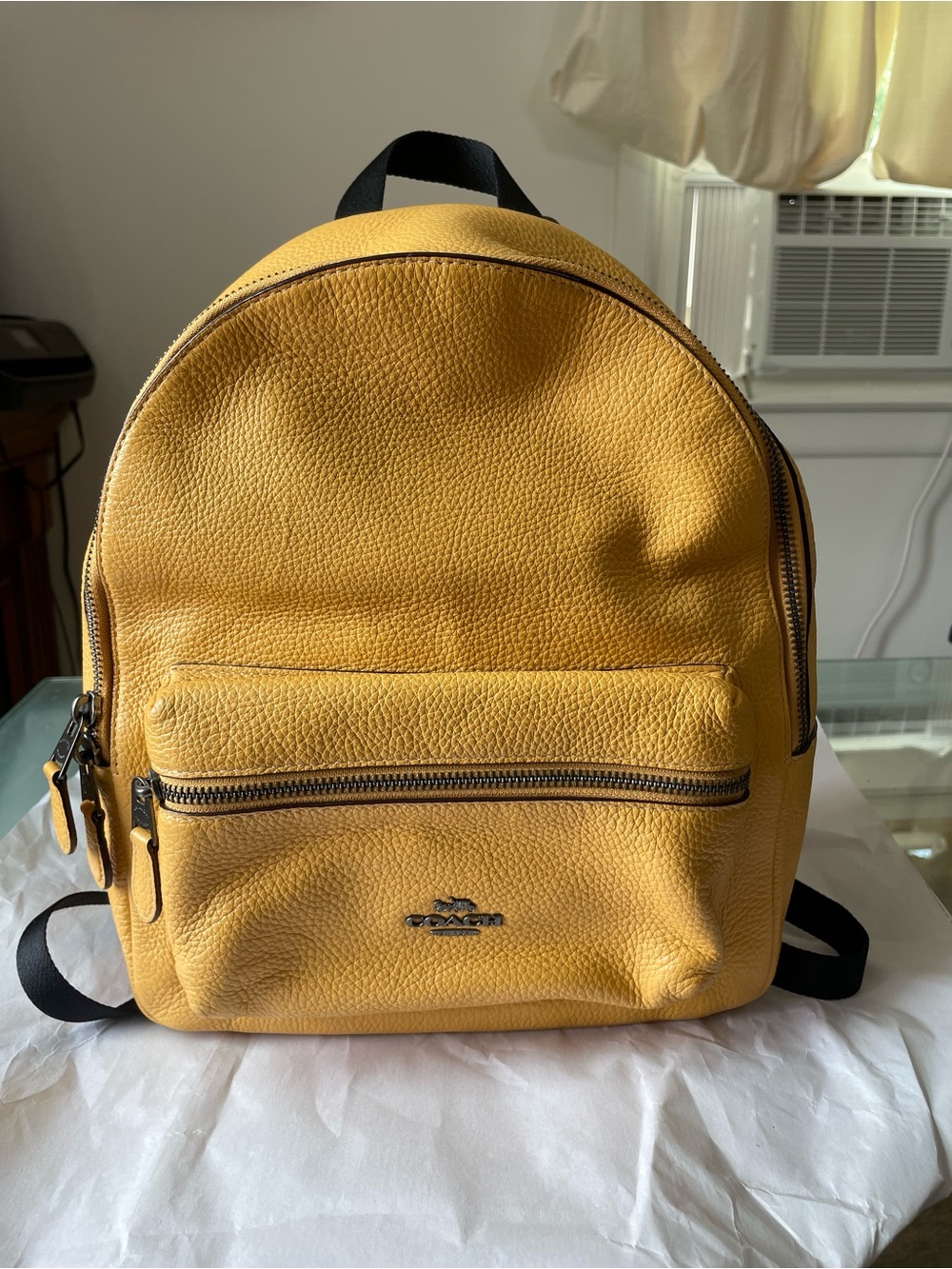 Coach 2020 EUC 100% pebbled leather Medium Charlie backpack in a mustard yellow - Picture 3 of 13